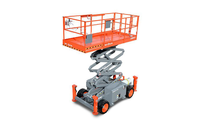 Skyjack SJ6832 RT - hire from Mid North Scissor Lifts Clare Valley